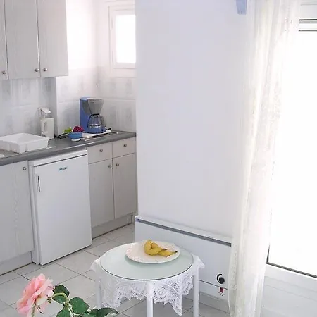 Virginia Apartment